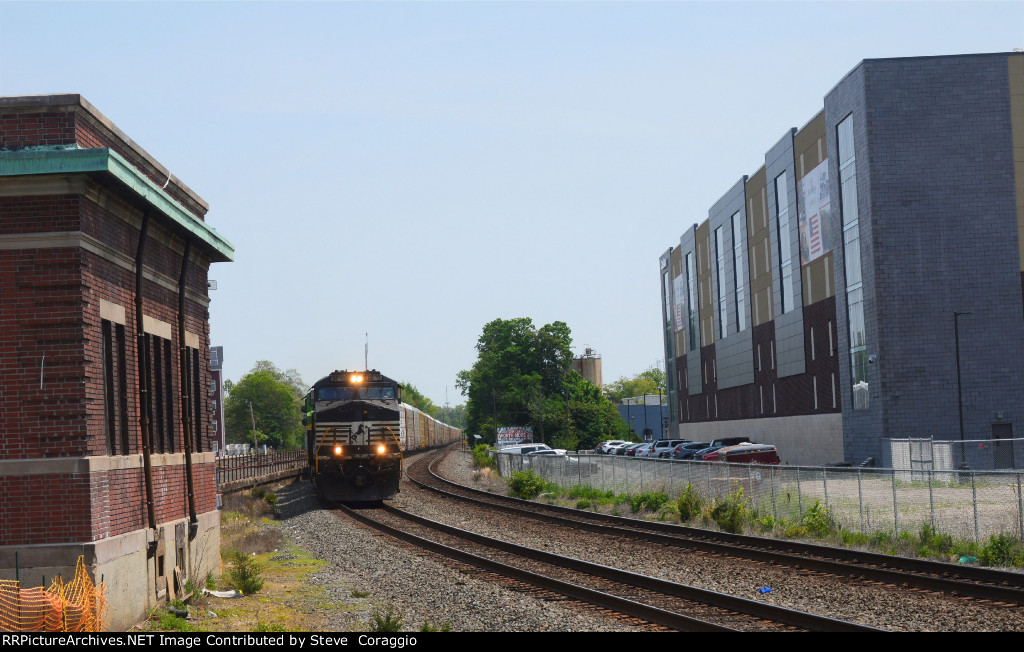 Just before the old CNJ Station